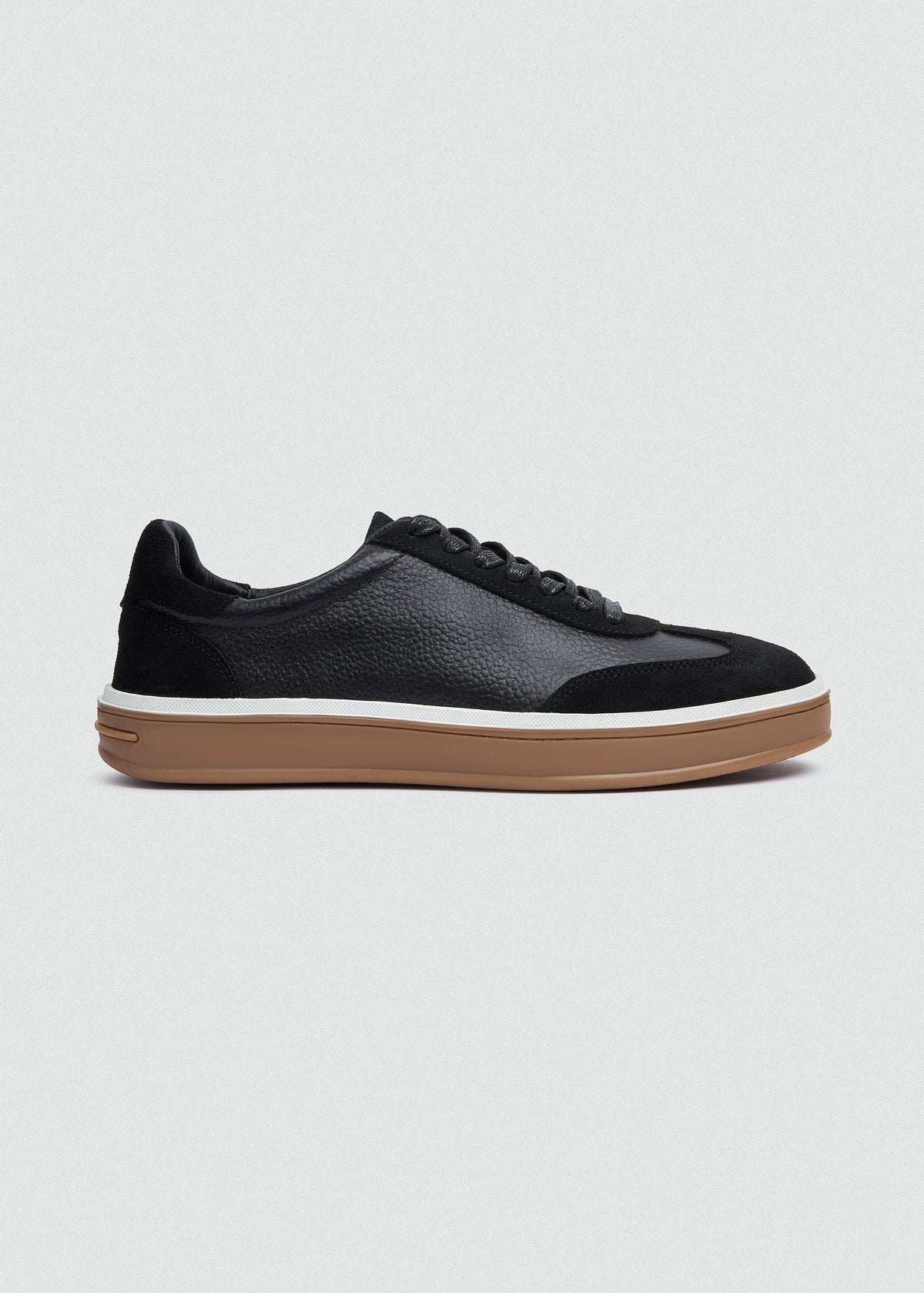 Retro Suede Sneaker III — Black