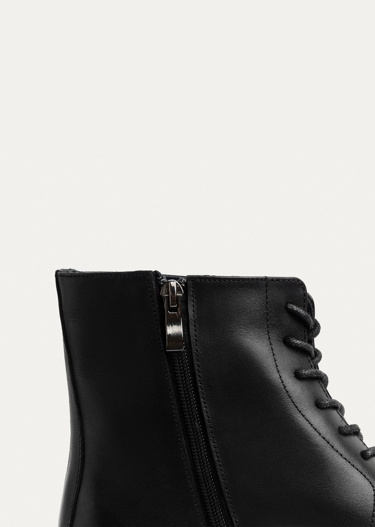 Classic Oxford Boot — Black