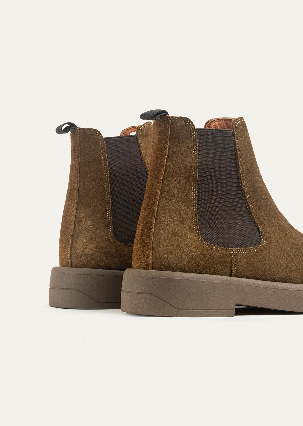 Luxe Leather Chelsea Boot — Olive