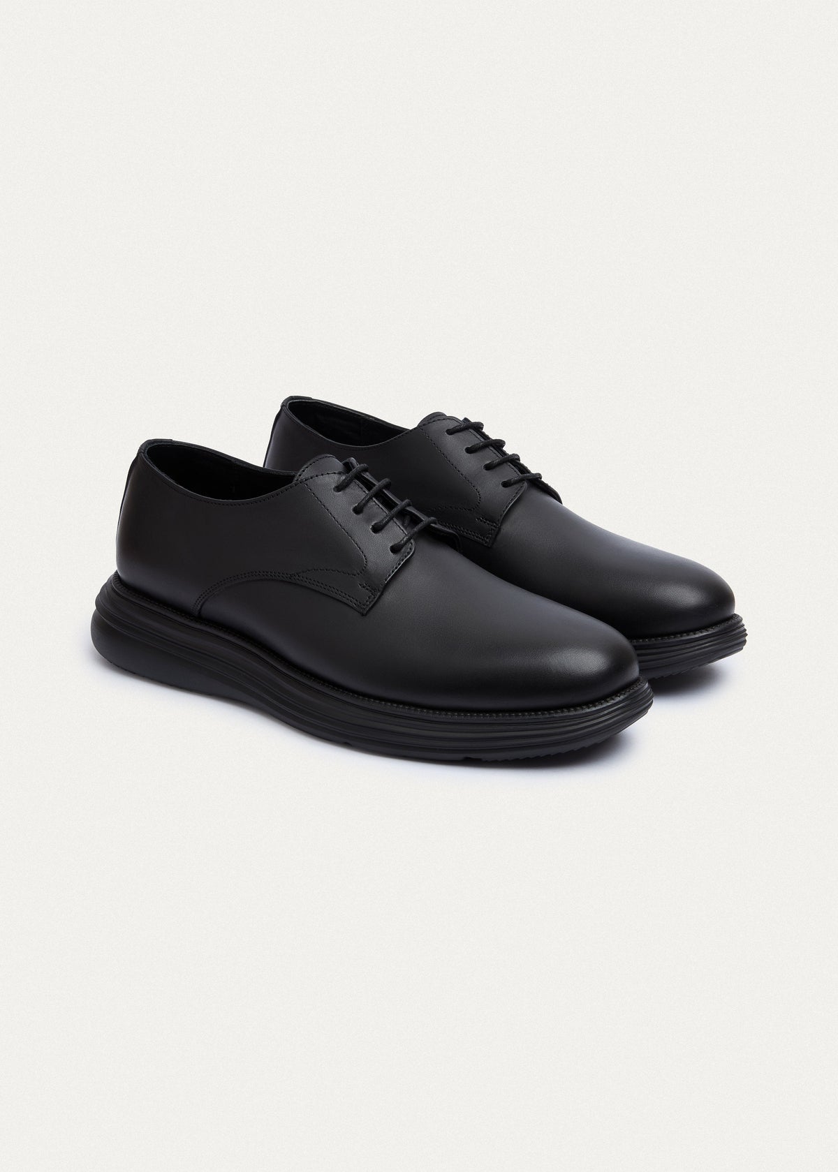 Plain-Toe Leather Lace-Up II — Black