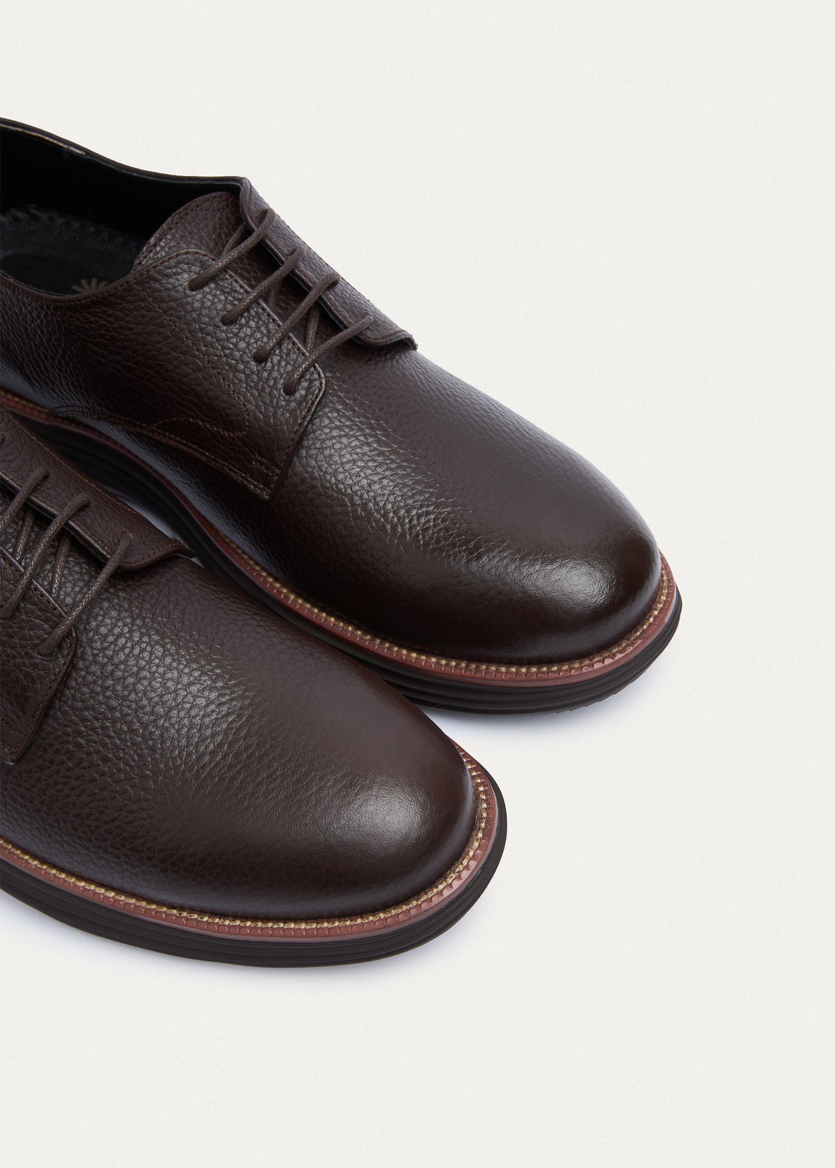 Plain-Toe Leather Lace-Up — Brown