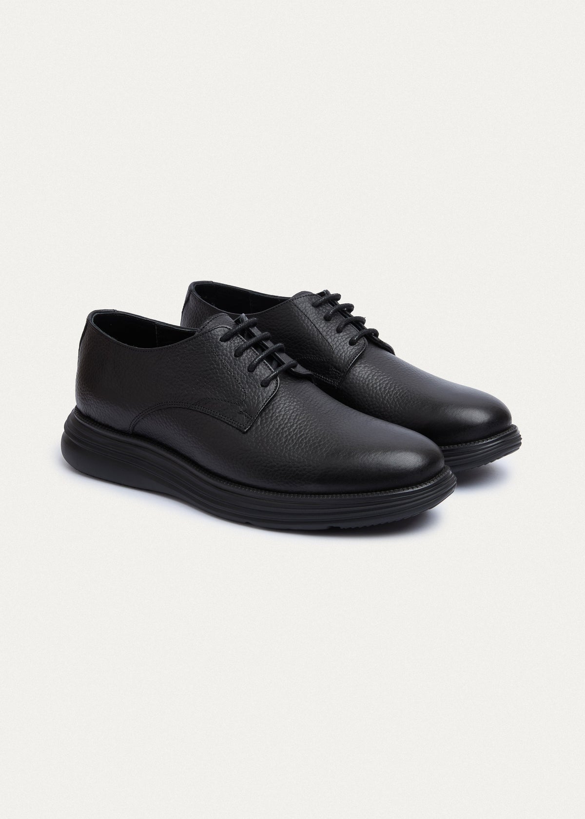 Plain-Toe Leather Lace-Up — Black