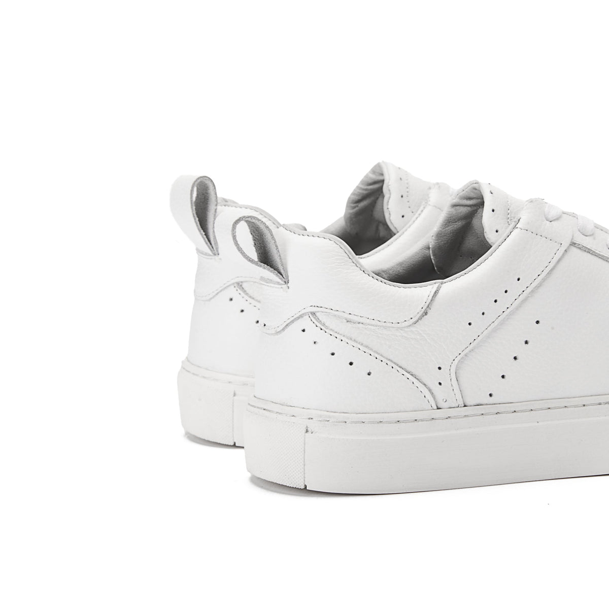 Laces Flat Sneakers — White