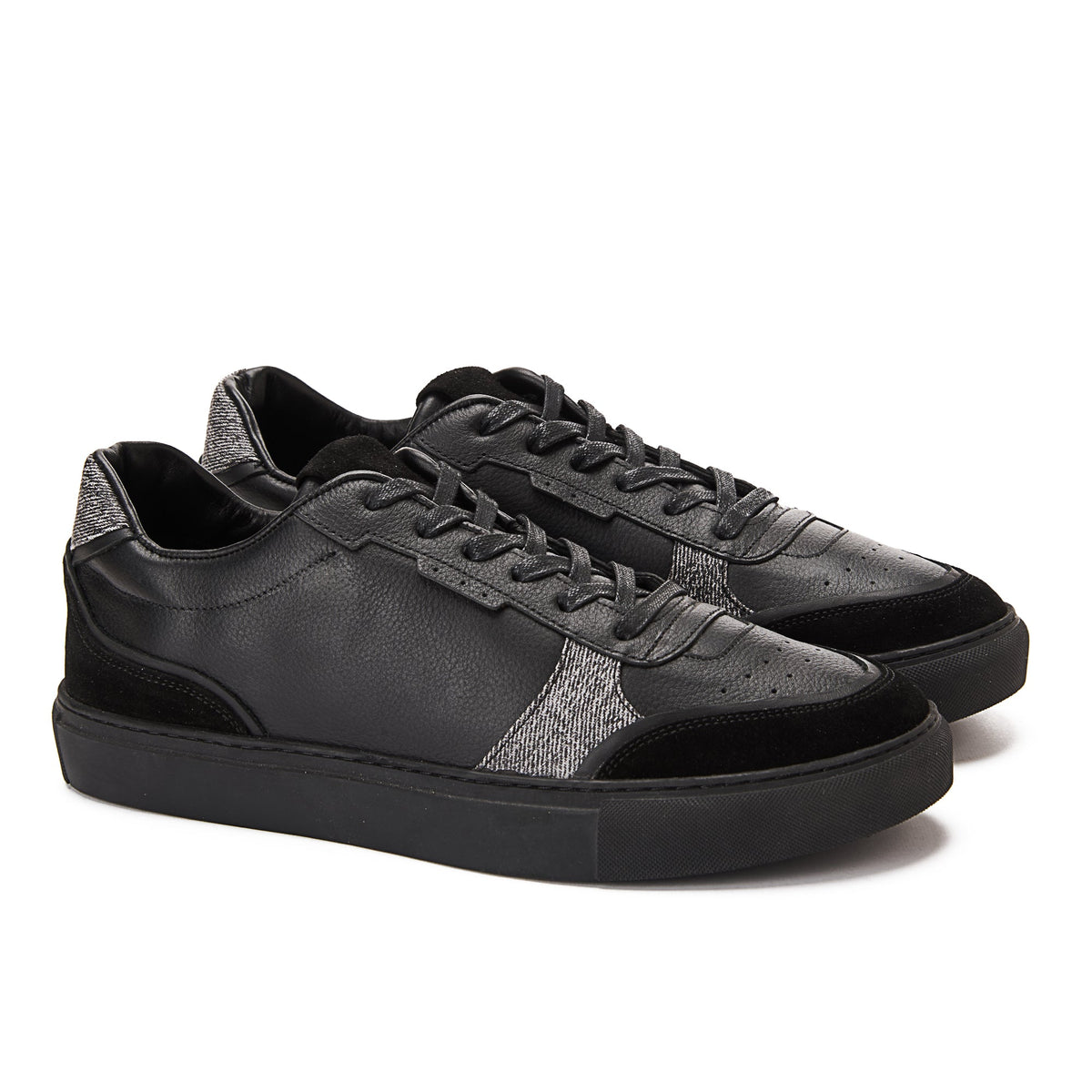 Clean Leather Sneaker — Black