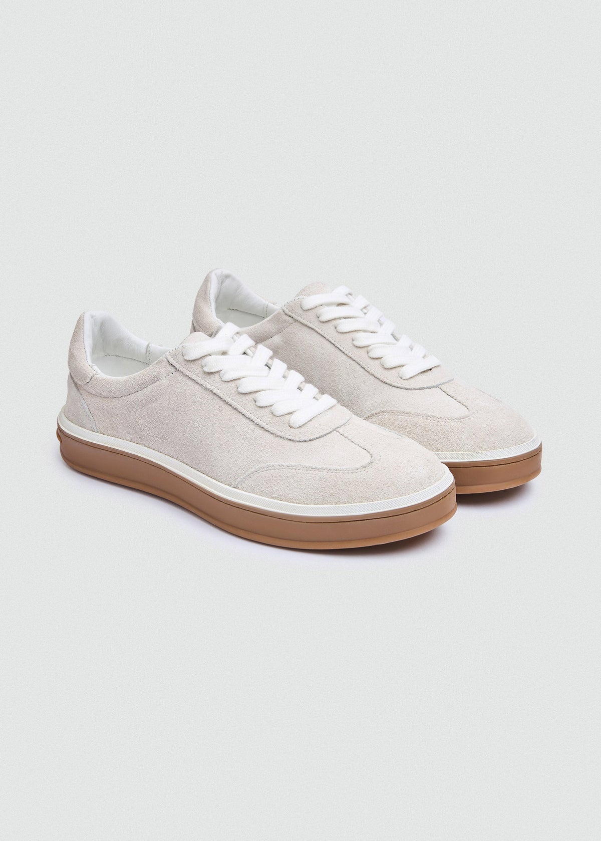 Retro Suede Sneaker — Grey