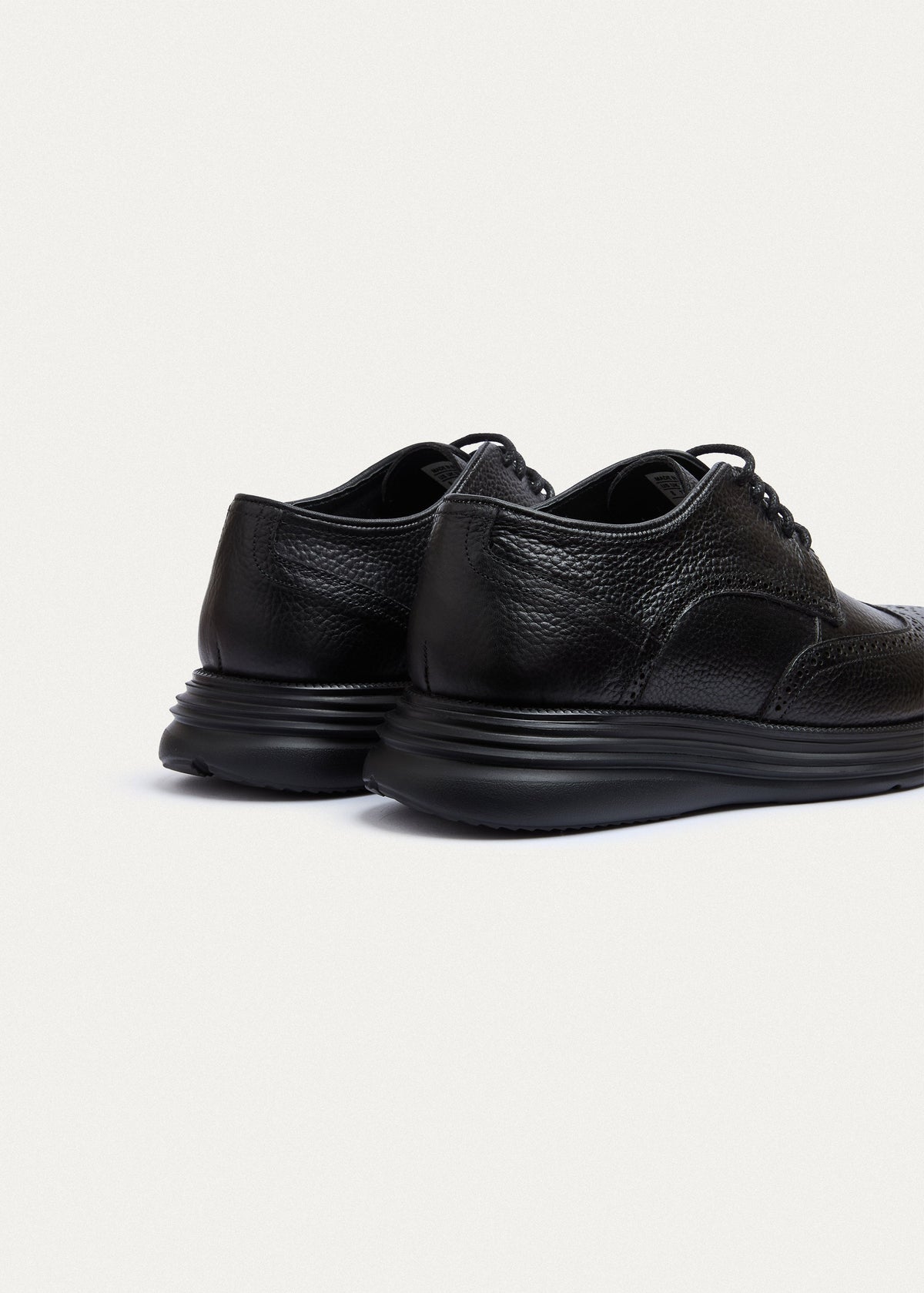 Wingtip Textured Derby — Black