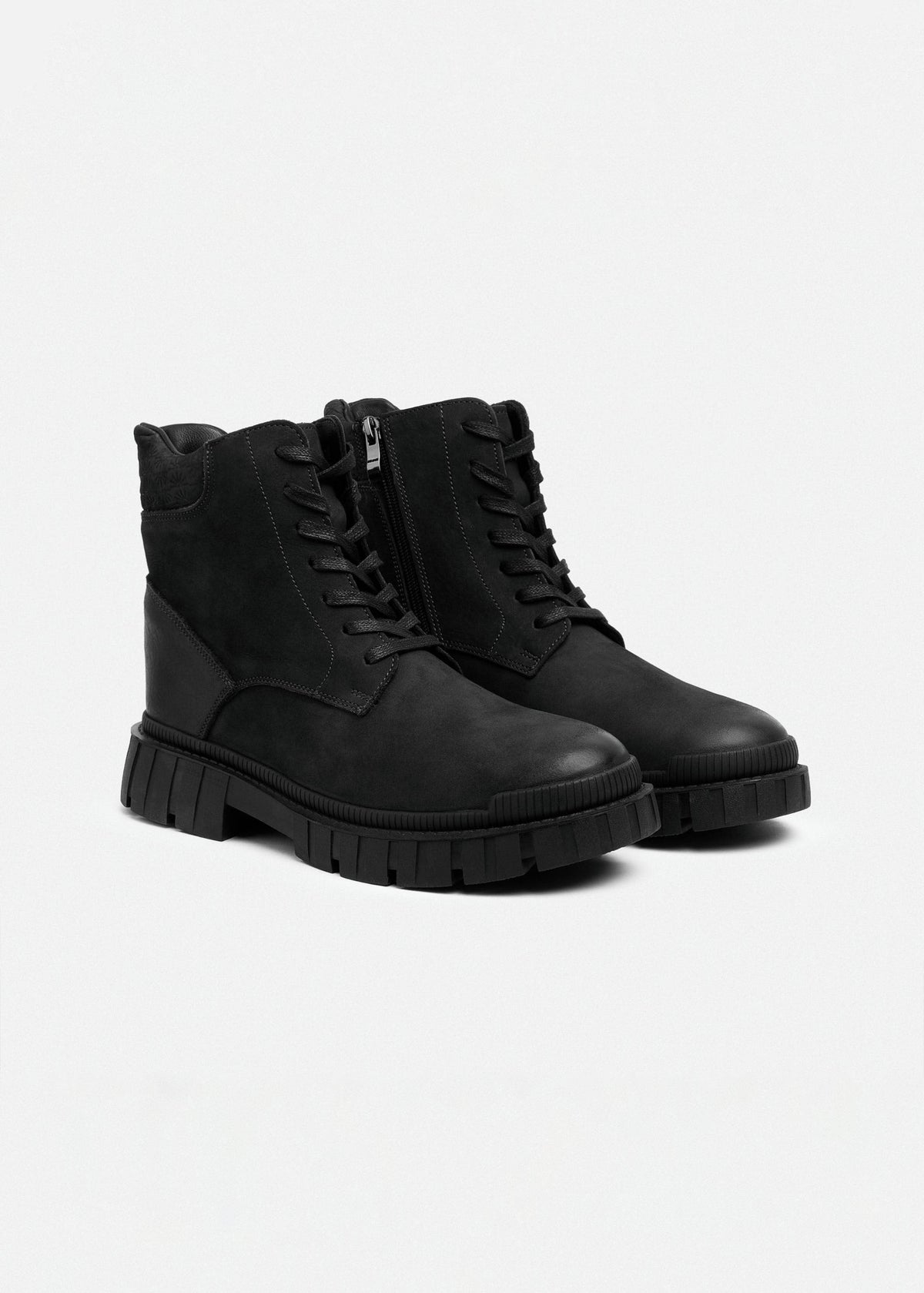 Leather Trail Boot — Black