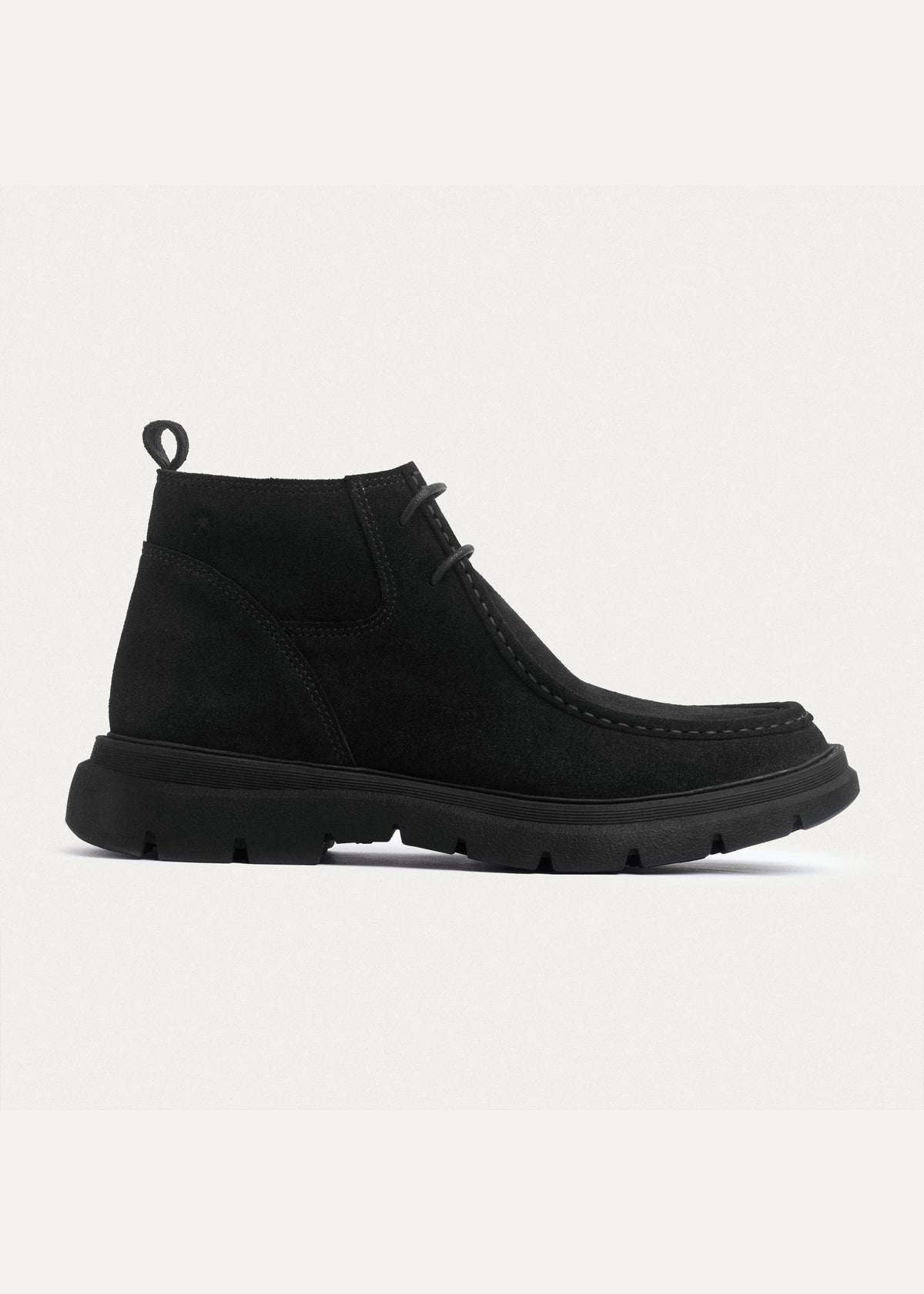 Suede Chukka Boot — Black