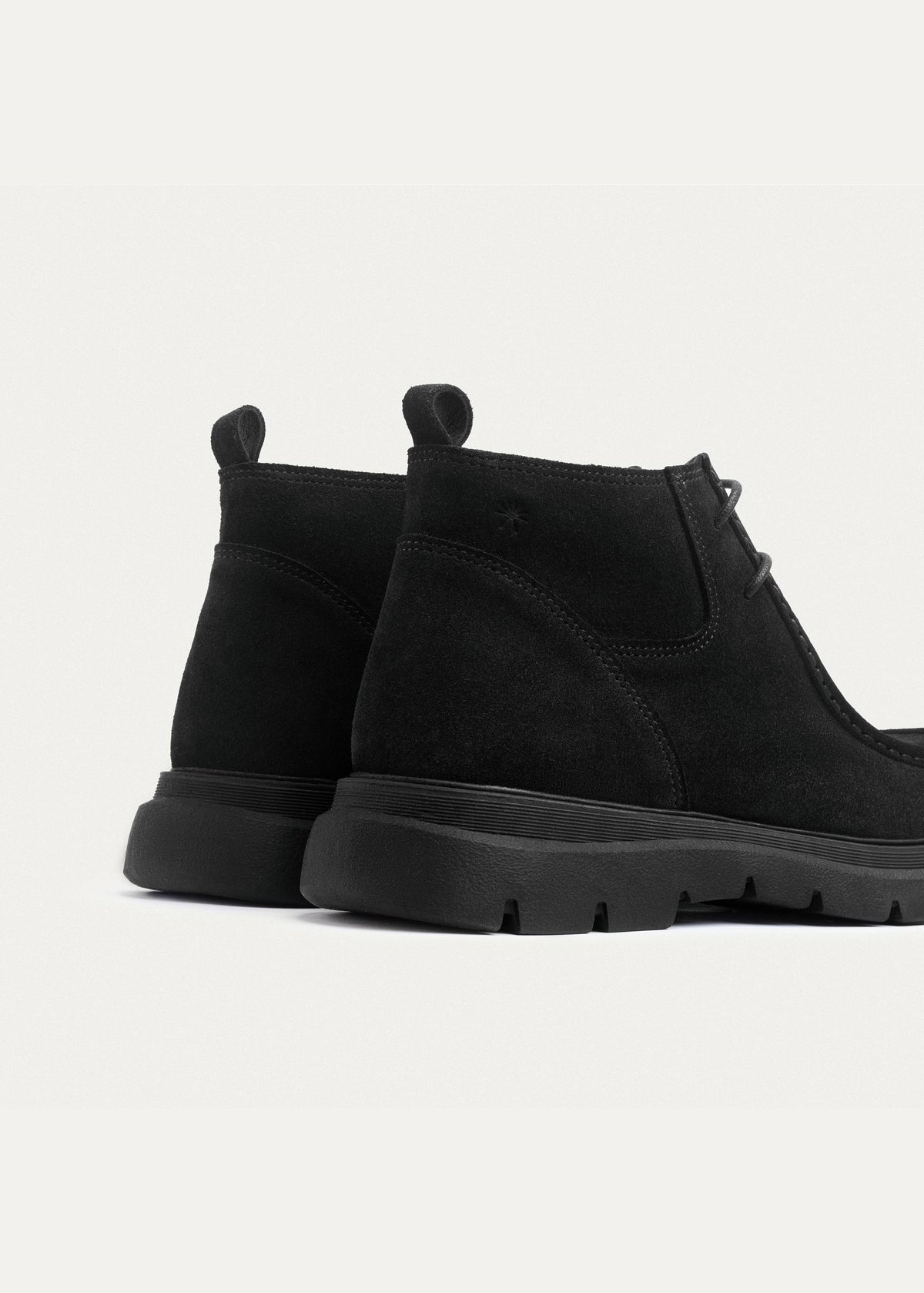 Suede Chukka Boot — Black