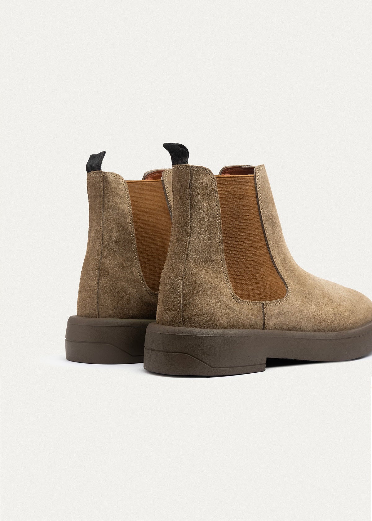 Luxe Leather Chelsea Boot — Cafe