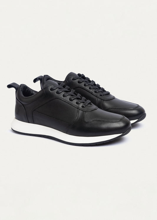 Light Comfort Sneaker — Black