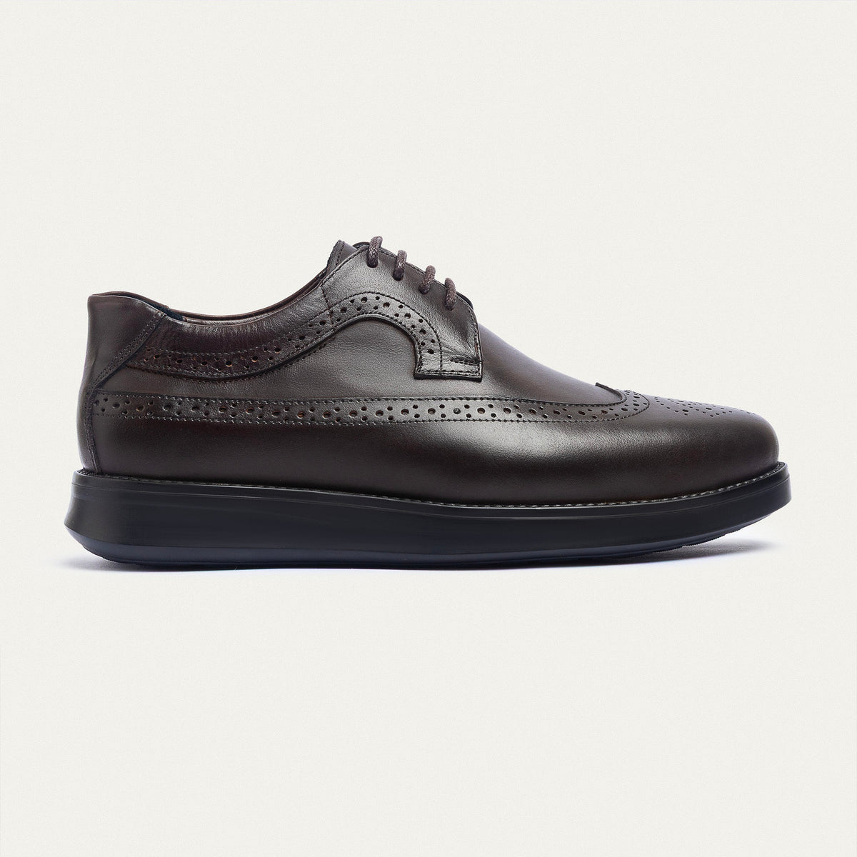 Leather Wingtip Oxford — Brown
