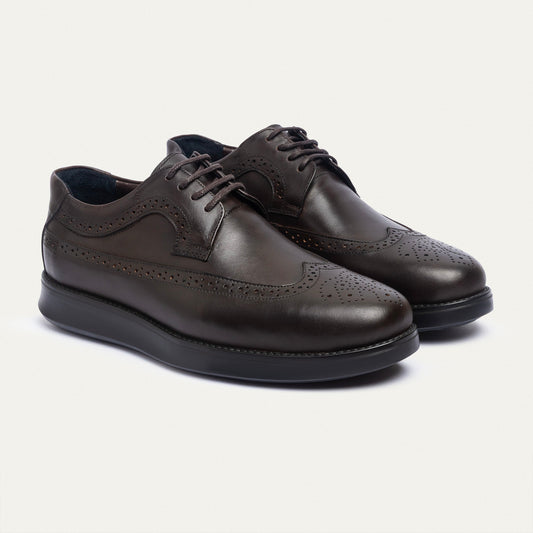Leather Wingtip Oxford — Brown