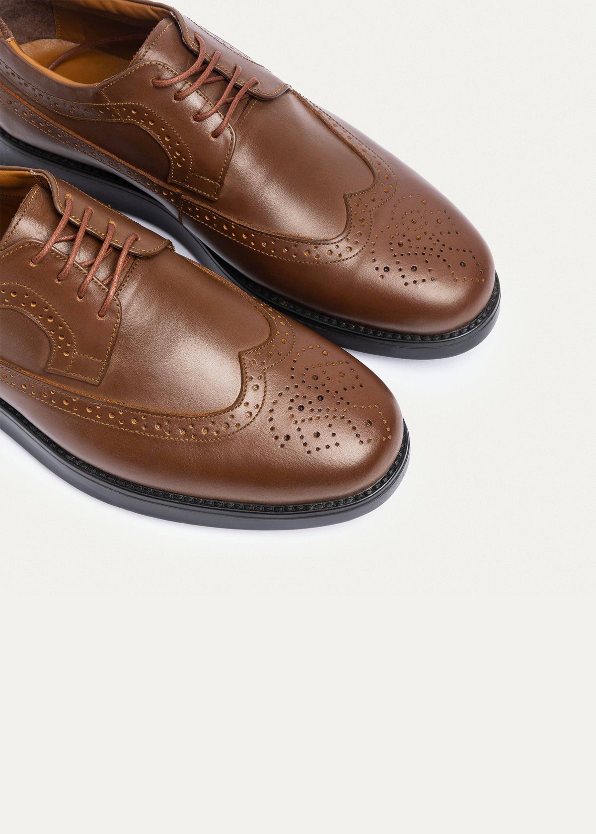 Leather Wingtip Oxford — Tan Brown