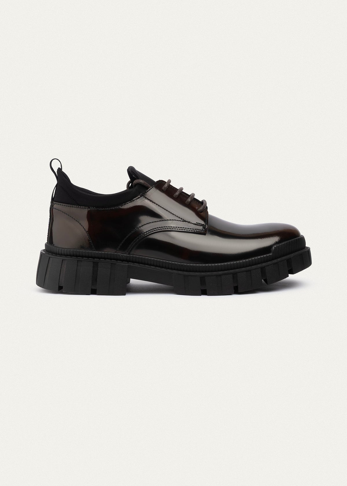 Urban Chunk Lace Shoes Patent Leather — Brown
