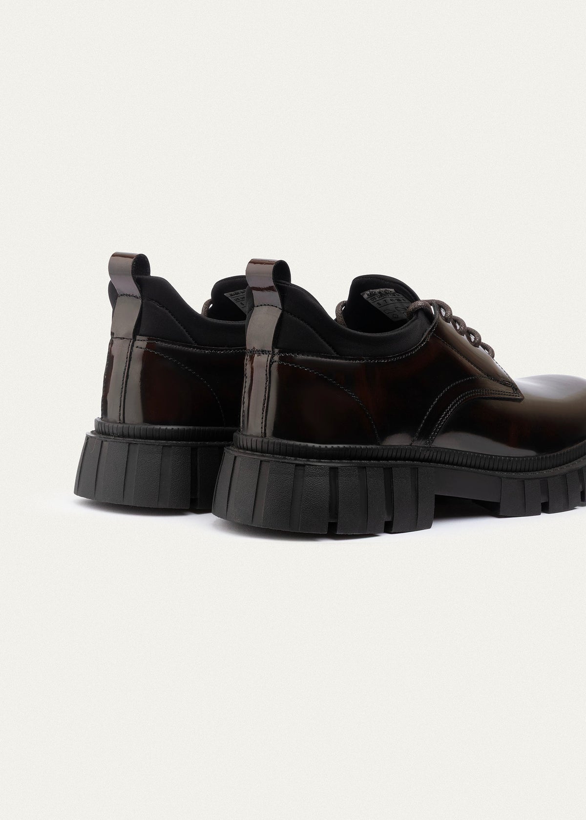 Urban Chunk Lace Shoes Patent Leather — Brown