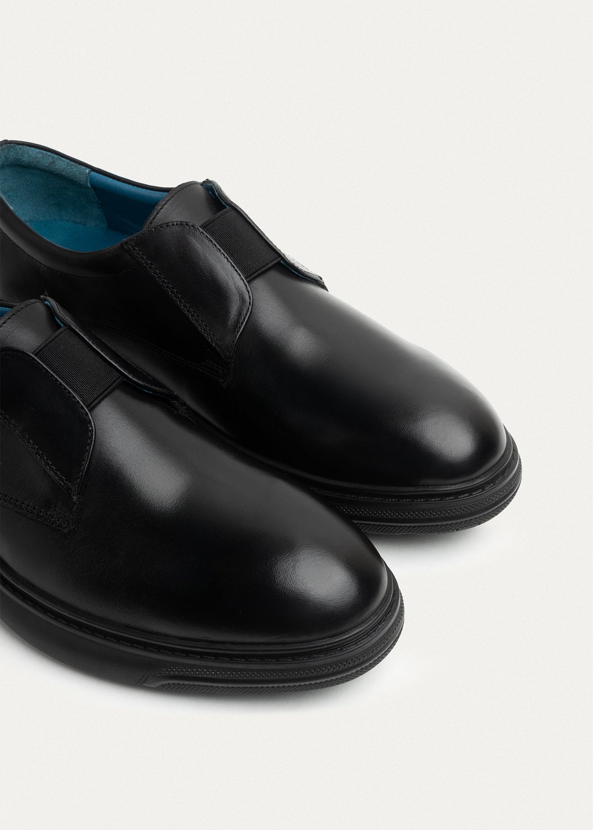 Smooth Leather Elastic Slip-On — Black