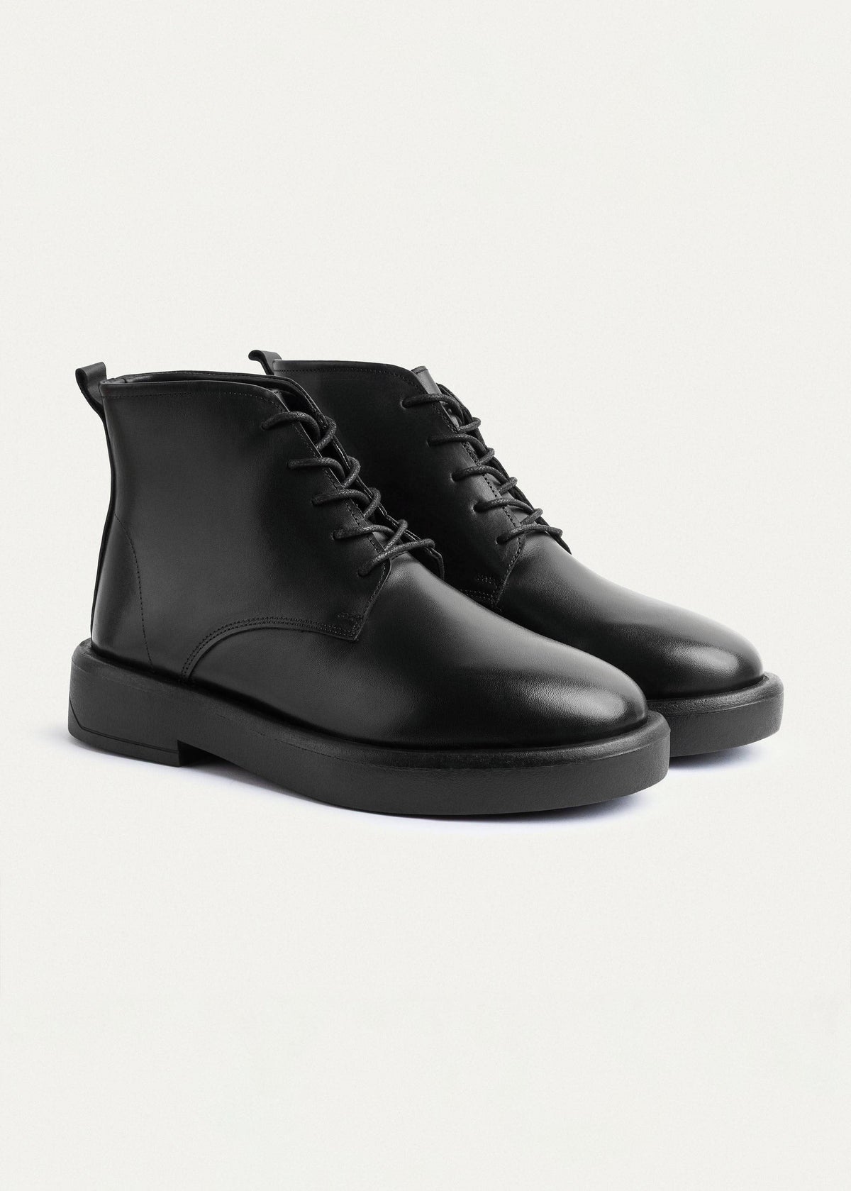 Leather Brogue Chukka Boot III — Black
