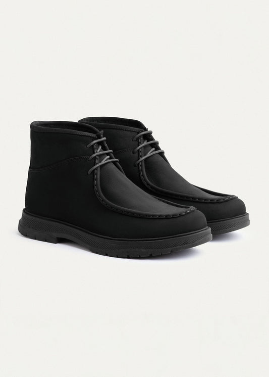 Utility Leather Chukka Boot — Black