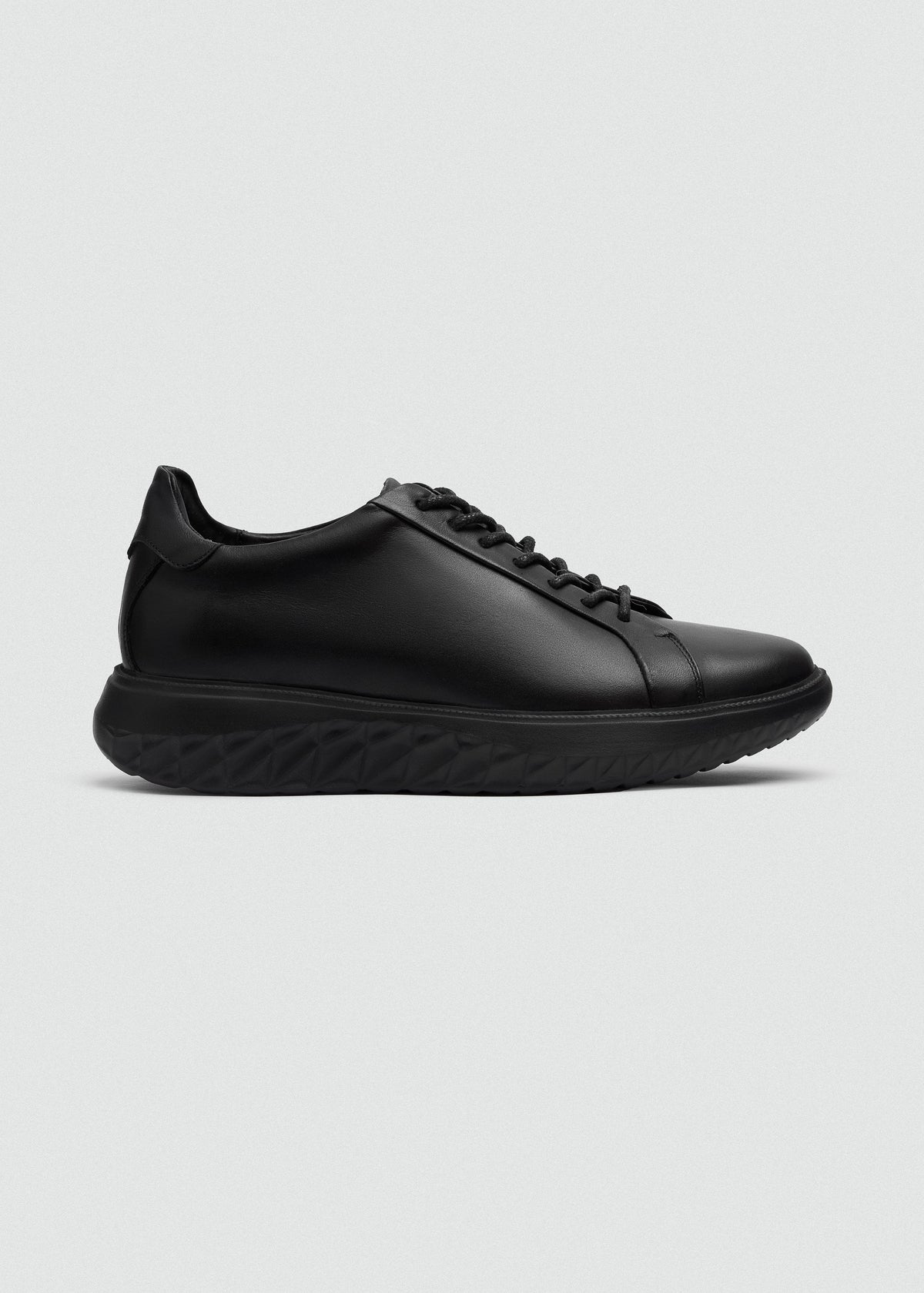 Everyday Leather Sneaker — Black